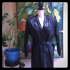 Vintage Leather Ladies Trench-Coat